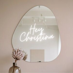 Meet your Posher, Christina